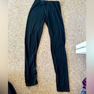 Black leggings